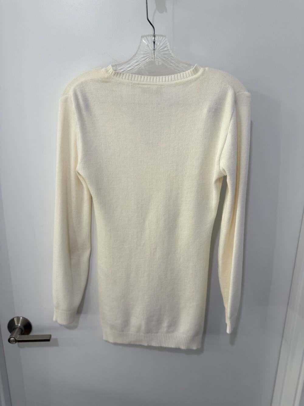 Lacoste Women's Regular Fit Organic Cotton V-Neck Cardigan White - Picture 5 of 9